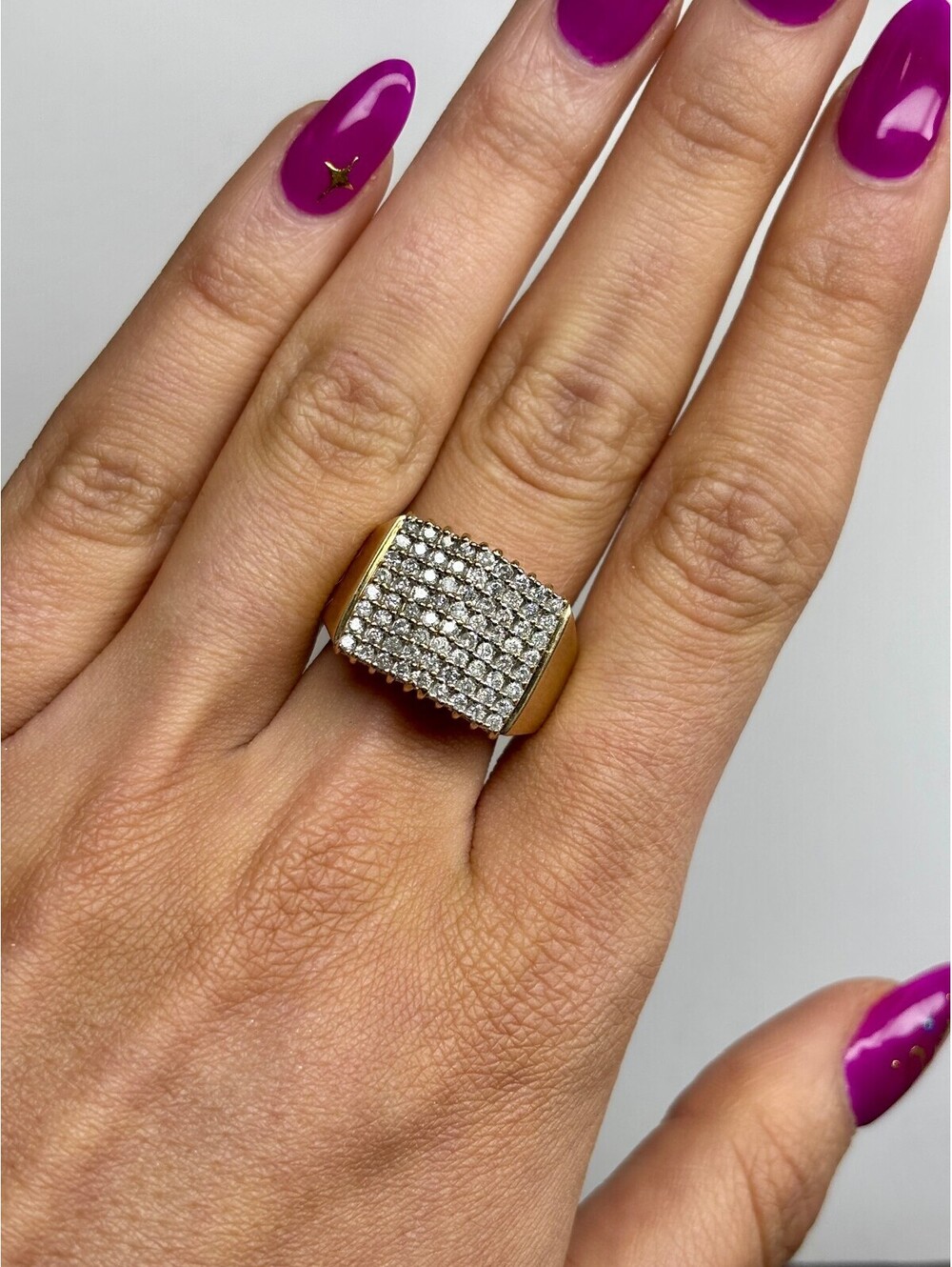 10k Yellow Gold Diamond Ring